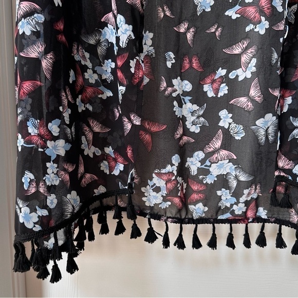 Shein Curve Butterfly Kimono Size 2XL - Picture 8 of 15
